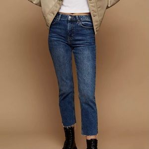 TOPSHOP MID BLUE RAW HEM STRAIGHT JEAN (NWT)